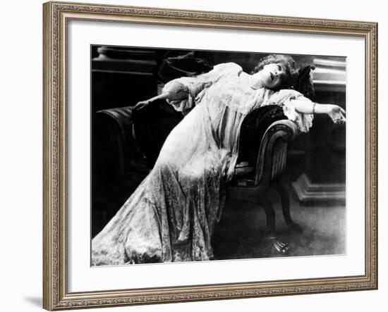 Actress Sarah Bernhardt-null-Framed Photo