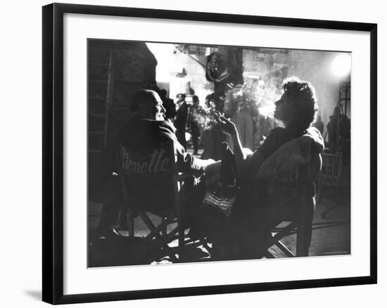 Actress Sophia Loren and Her Manager Carlo Ponti-Loomis Dean-Framed Premium Photographic Print