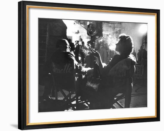 Actress Sophia Loren and Her Manager Carlo Ponti-Loomis Dean-Framed Premium Photographic Print