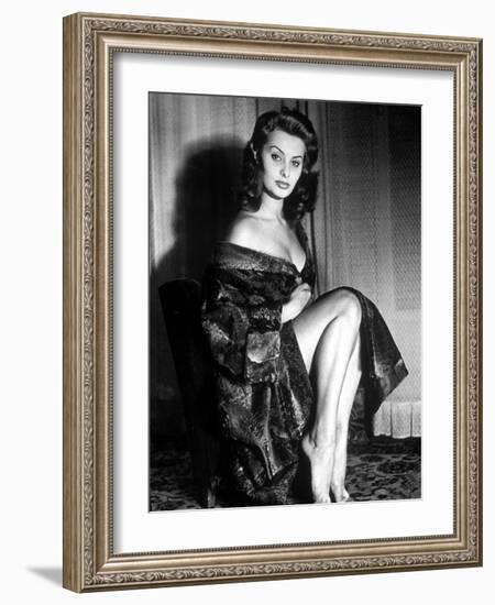 Actress Sophia Loren in 1957-null-Framed Photo