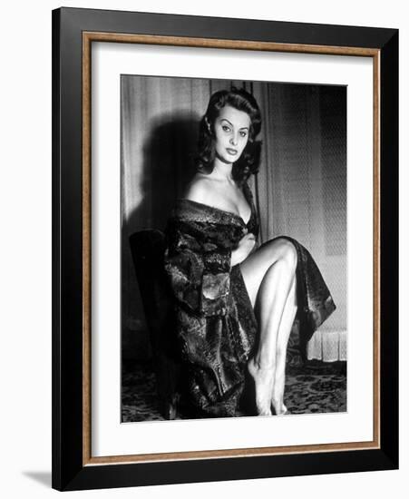 Actress Sophia Loren in 1957-null-Framed Photo