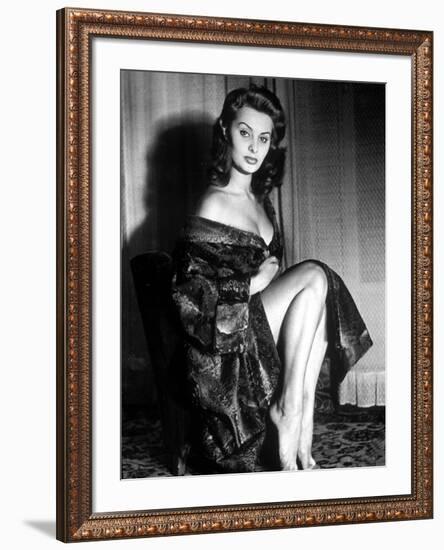 Actress Sophia Loren in 1957-null-Framed Photo