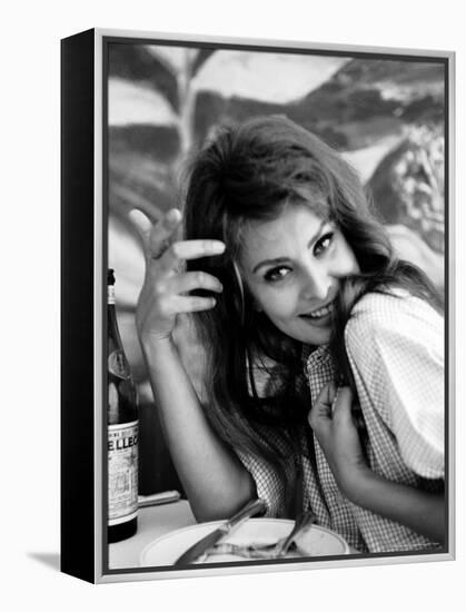 Actress Sophia Loren-Alfred Eisenstaedt-Framed Premier Image Canvas