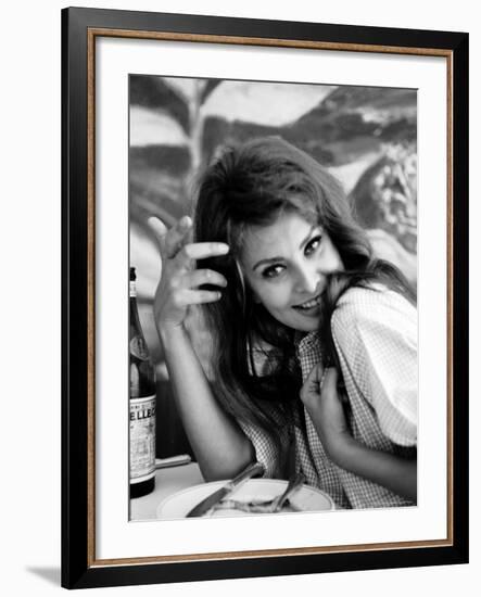 Actress Sophia Loren-Alfred Eisenstaedt-Framed Premium Photographic Print