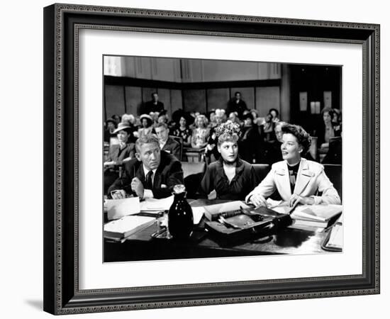 ADAM'S RIB, 1949 directed by GEORGE CUKOR with Spencer Tracy, Judy Holliday and Katharine Hepburn (-null-Framed Photo