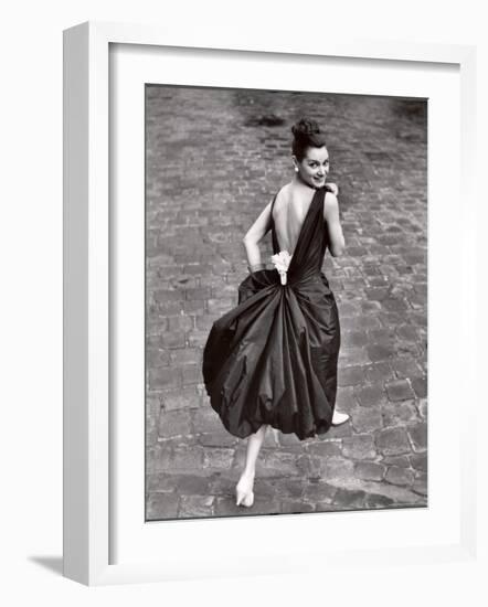 Add a Pearl Week Paris Collection-Loomis Dean-Framed Photographic Print