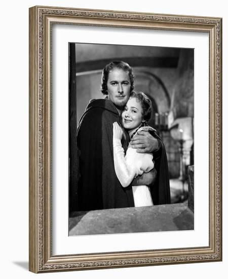 Adventures Of Robin Hood, Errol Flynn, Olivia De Havilland, 1938-null-Framed Photo