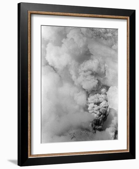 Aerial Of Mt. St. Helens Ash Cloud-Bettmann-Framed Photographic Print