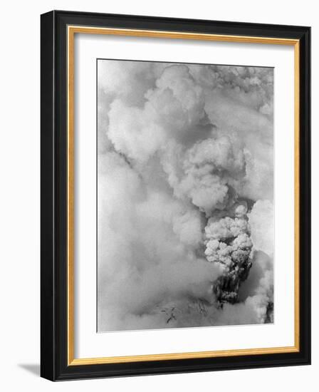 Aerial Of Mt. St. Helens Ash Cloud-Bettmann-Framed Photographic Print