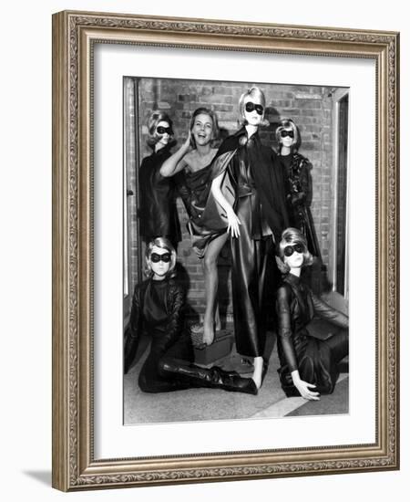 Aeries the Avengers with Honor Blackman, as Cathy Gale October 29, 1963-null-Framed Photo