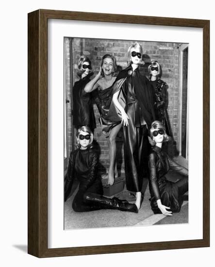 Aeries the Avengers with Honor Blackman, as Cathy Gale October 29, 1963-null-Framed Photo