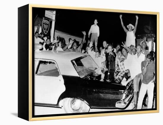 African American Jeer Police During the 1965 Watts Riots-null-Framed Stretched Canvas