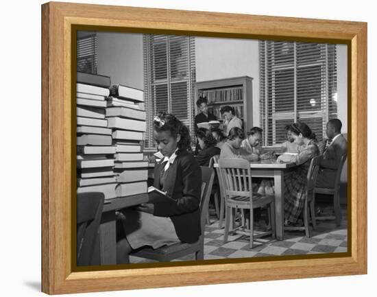 African American Students Reading at Bethune-Cookman College, Feb. 1943-null-Framed Stretched Canvas