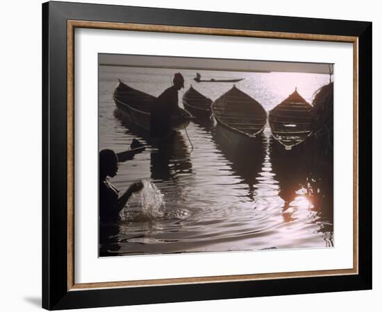 African Woman Bathing in Niger River Near Timbuktu-Eliot Elisofon-Framed Photographic Print