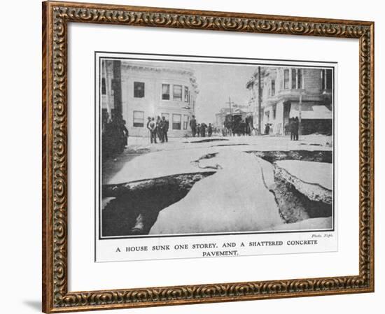 Aftermath of the 1906 San Francisco Earthquake, 1906-null-Framed Giclee Print