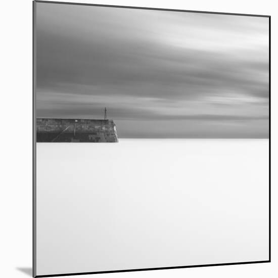 Agitato-Doug Chinnery-Mounted Photographic Print