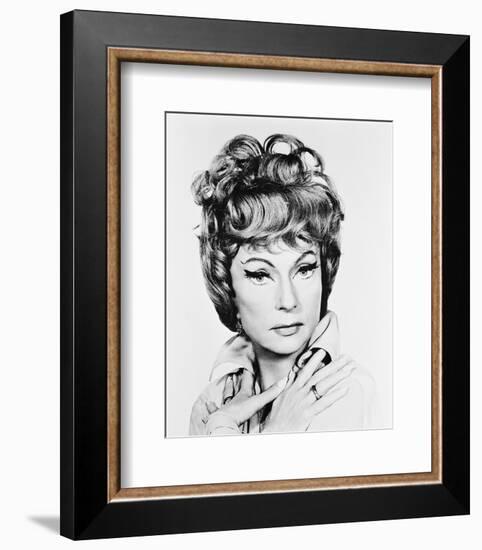 Agnes Moorehead - Bewitched-null-Framed Photo