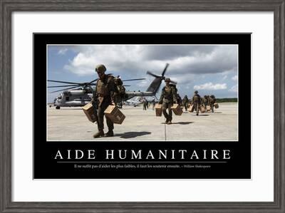 Aide Humanitaire Citation Et Affiche D Inspiration Et Motivation Photographic Print Art Com