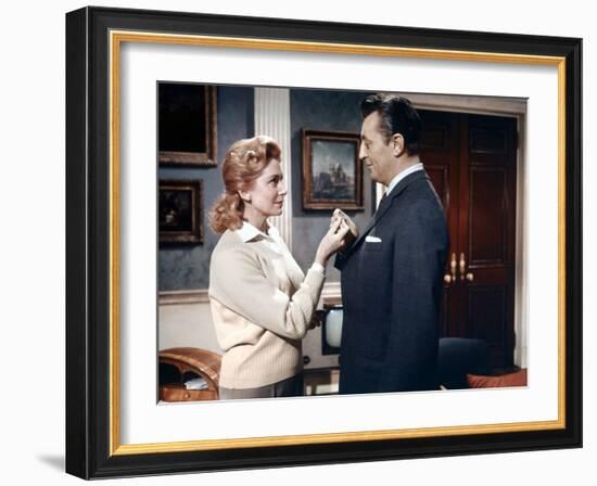 Ailleurs l'herbe est plus verte THE GRASS IS GREENER by StanleyDonen with Deborah Kerr and Robert M-null-Framed Photo