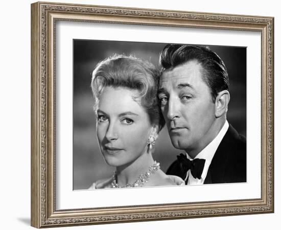 Ailleurs l'herbe est plus verte THE GRASS IS GREENER by StanleyDonen with Deborah Kerr and Robert M-null-Framed Photo