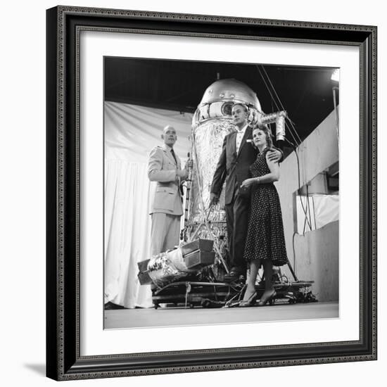 Air Force Lieutenant David G. Simons, Aeronautics Engineer Otto Winzen, and Vera Winzen, 1957-Yale Joel-Framed Photographic Print