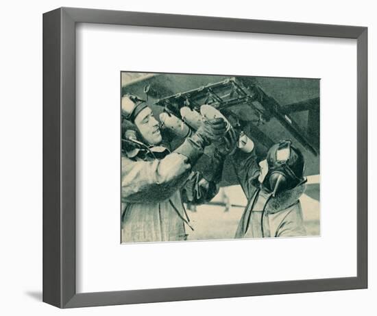 Air observer receiving bombing training, 1940-Unknown-Framed Photographic Print