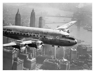 Learning to fly, Modern Photography, Black and White Print