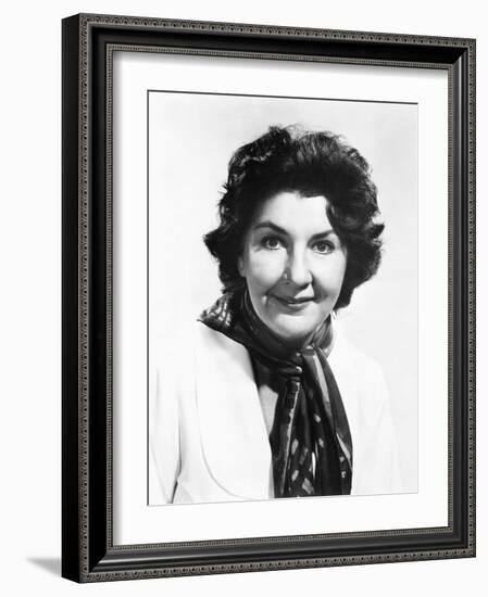 Airport, Maureen Stapleton, 1970-null-Framed Photo