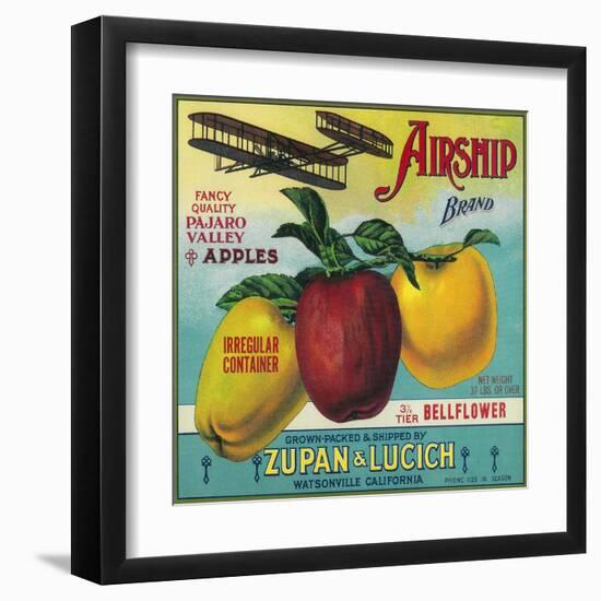 Airship Apple Crate Label - Watsonville, CA-Lantern Press-Framed Art Print