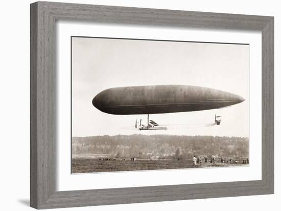 Airship-null-Framed Giclee Print