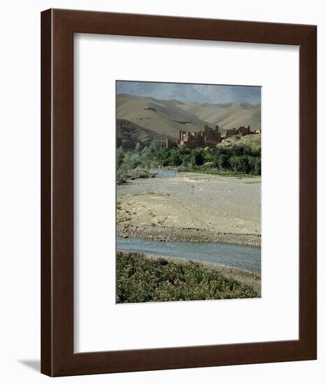 Ait Arbi kasbah, fortified manor house or village-Werner Forman-Framed Giclee Print