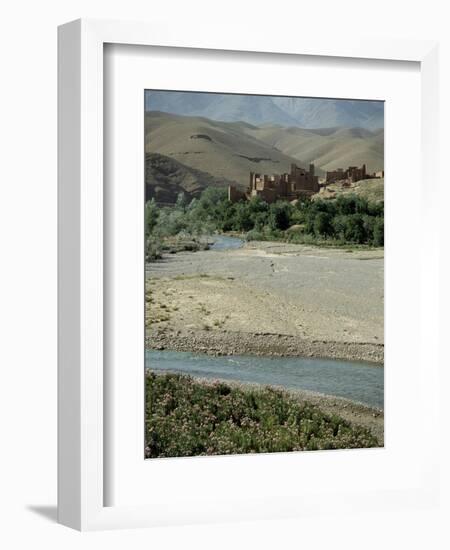 Ait Arbi kasbah, fortified manor house or village-Werner Forman-Framed Giclee Print