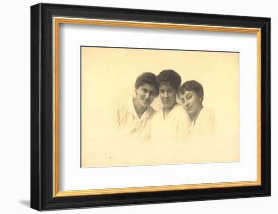 Ak Prinzessin Benedikta, Mafalda, Elisabeth Von Braganza-German photographer-Framed Photographic Print