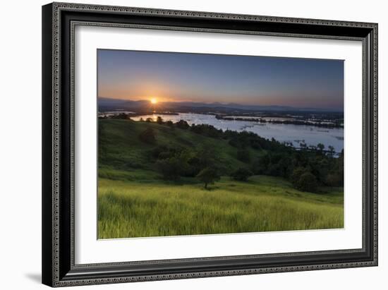 Aklan-Michael De Guzman-Framed Photographic Print