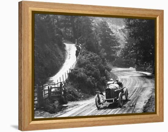 Al Guinness in a Sunbeam, Isle of Man Tt Race, 1914-null-Framed Premier Image Canvas