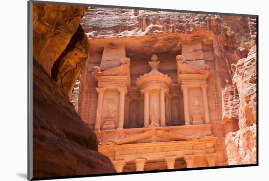 Al Khazneh in Petra, Jordan-Vitaliy Pakhnyushchyy-Mounted Photographic Print