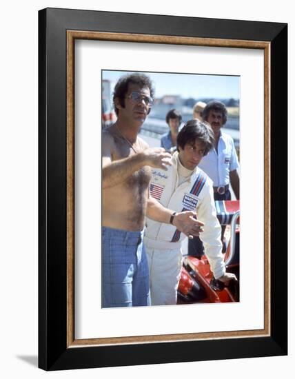 Al Pacino, producer, director Sydney Pollack, on the set of the film Bobby Deerfield, 1977 (photo)-null-Framed Photo