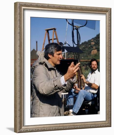 Alan Alda, M*A*S*H (1972)-null-Framed Photo