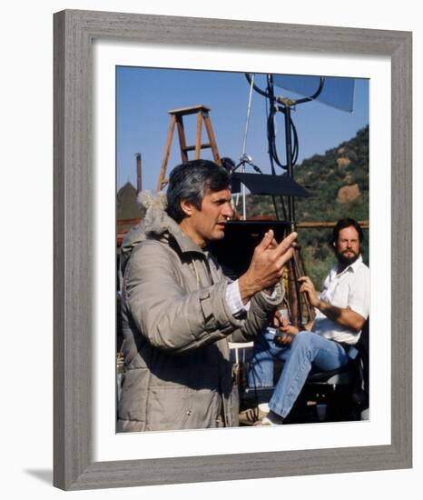 Alan Alda, M*A*S*H (1972)-null-Framed Photo