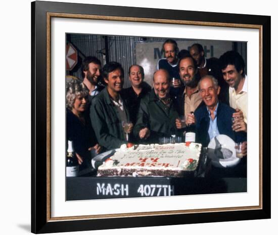 Alan Alda, M*A*S*H (1972)-null-Framed Photo