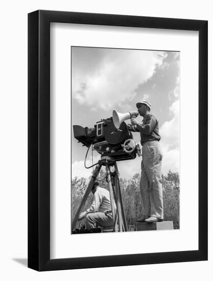 Alberto Lattuada on the Set-Mario de Biasi-Framed Photographic Print