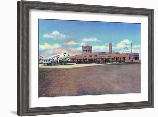 Albuquerque, New Mexico - View of Municipal Airport Admin Building-Lantern Press-Framed Art Print