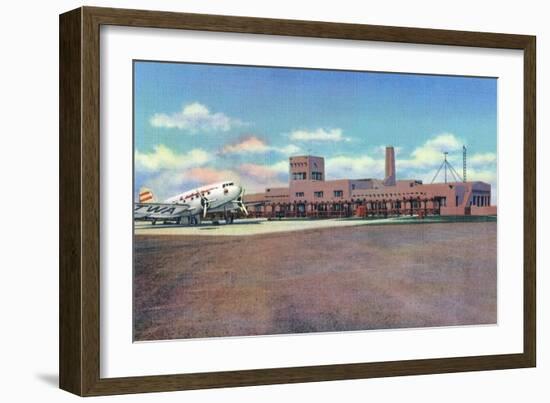 Albuquerque, New Mexico - View of Municipal Airport Admin Building-Lantern Press-Framed Art Print