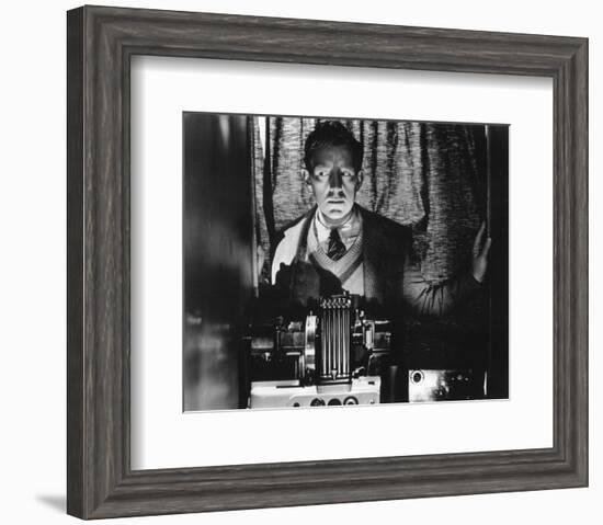 Alec Guinness-null-Framed Photo