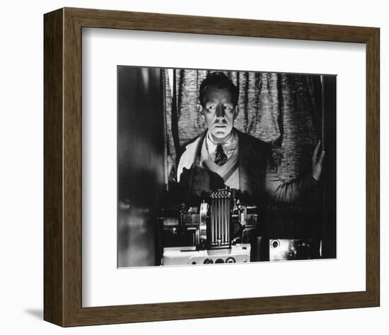 Alec Guinness-null-Framed Photo