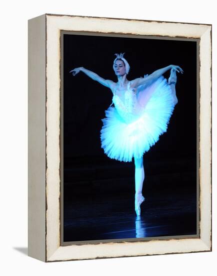 Alexandra Timofeyeva Performs in Tchaikovsky's "Swan Lake" in Moscow's Grand Kremlin Palace, 2012-null-Framed Premier Image Canvas