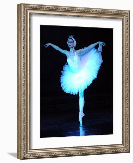 Alexandra Timofeyeva Performs in Tchaikovsky's "Swan Lake" in Moscow's Grand Kremlin Palace, 2012-null-Framed Premium Photographic Print