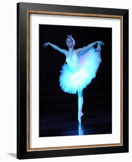 Alexandra Timofeyeva Performs in Tchaikovsky's "Swan Lake" in Moscow's Grand Kremlin Palace, 2012-null-Framed Premium Photographic Print