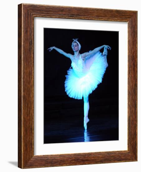 Alexandra Timofeyeva Performs in Tchaikovsky's "Swan Lake" in Moscow's Grand Kremlin Palace, 2012-null-Framed Photographic Print