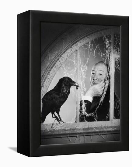 Alfred Hitchcock, photo pour la sortie du fim Les Oiseaux, 1963 (b/w photo)-null-Framed Stretched Canvas